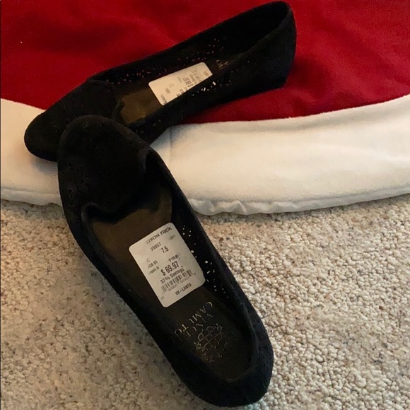 Vince Camuto Lanta casual flats - Picture 3 of 6